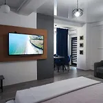 Teo Blue In Mamaia Nord Apartment *