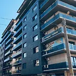Teo Blue In Mamaia Nord Apartment