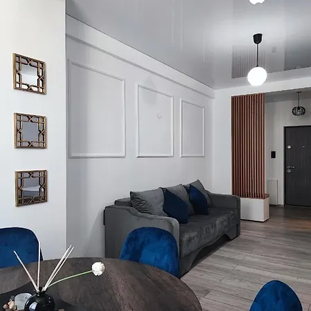 Teo Blue In Mamaia Nord